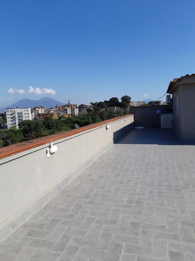 Appartement Il Rifugio Degli Artisti à Naples Extérieur photo